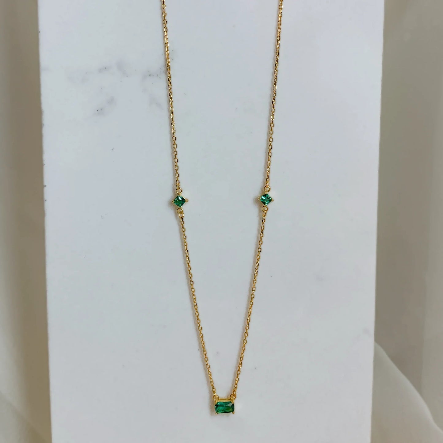 ROMY NECKLACE