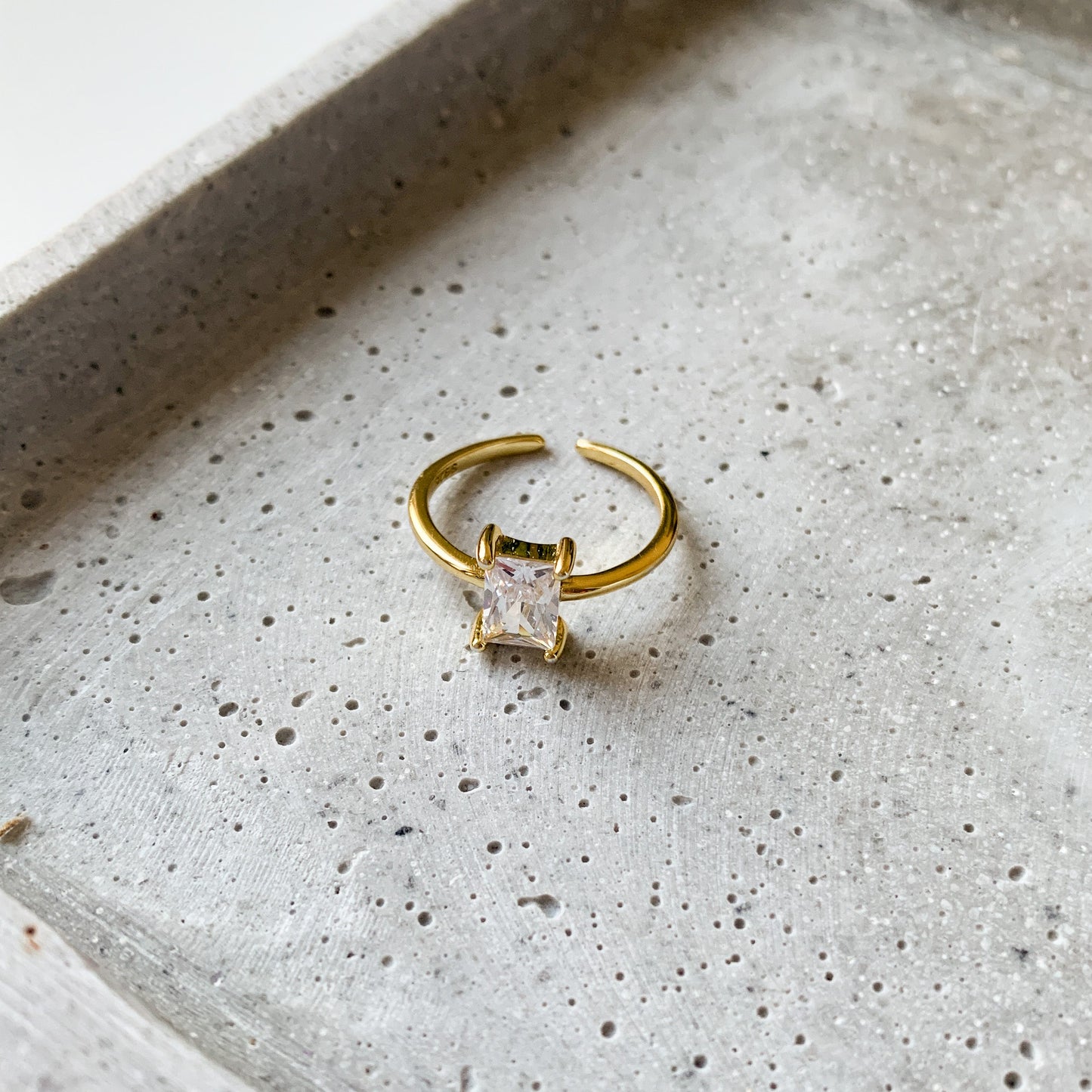 EVELIN RING